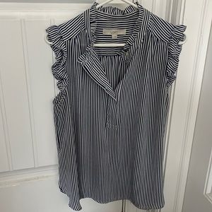 LOFT women’s sleeveless blouse - size M